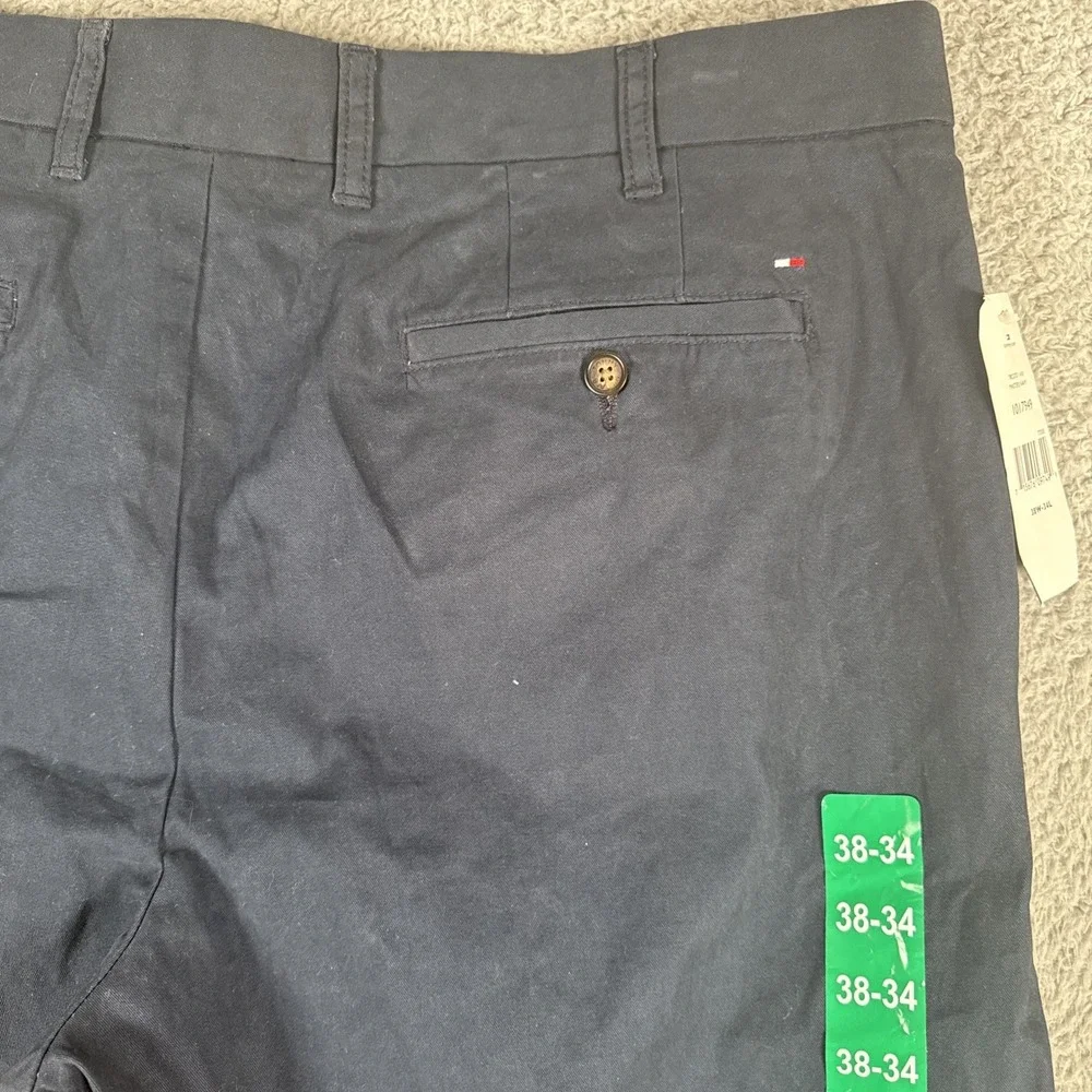 Tommy Hilfiger  Chino Pants Men's 38x34 Navy Blue Tailored Fit Flat Front  NEW